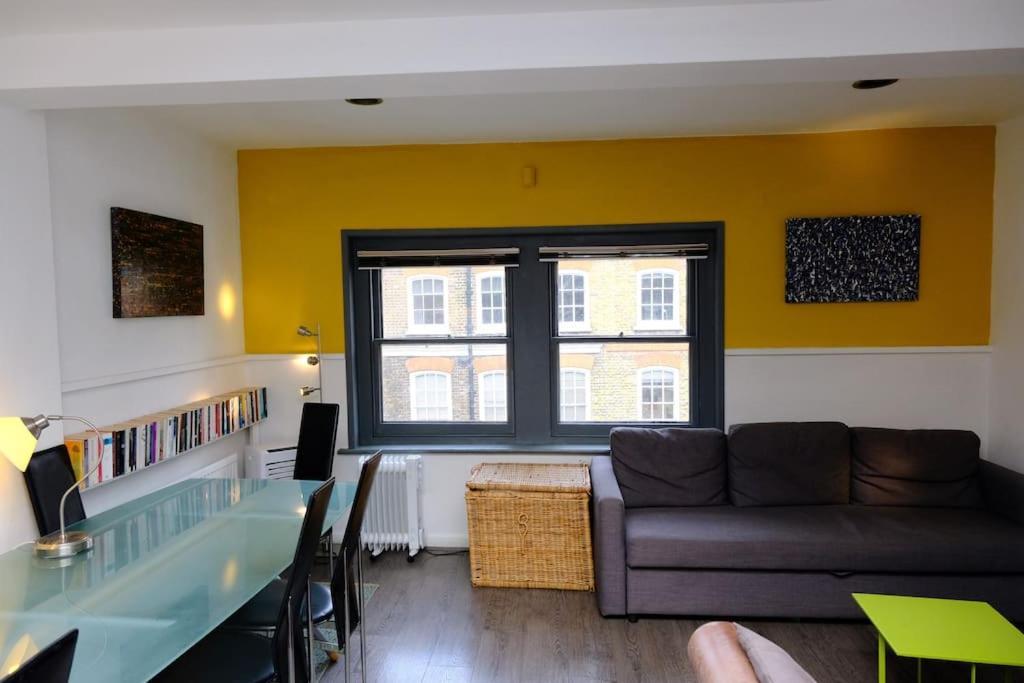 Stylish Near Carnaby Street Apartment London